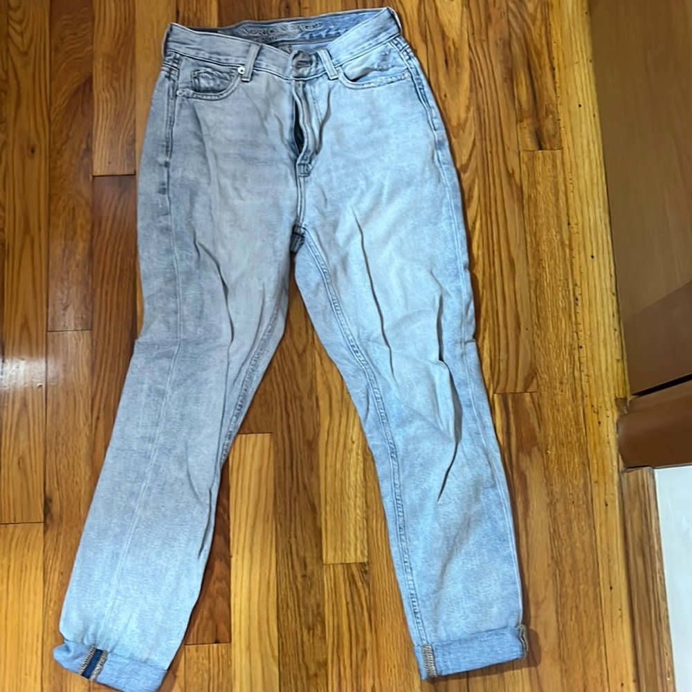 American Eagle Mom jeans